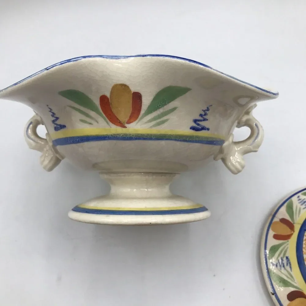 Japan Floral divided Bowl With Lid, Made in Japan‎